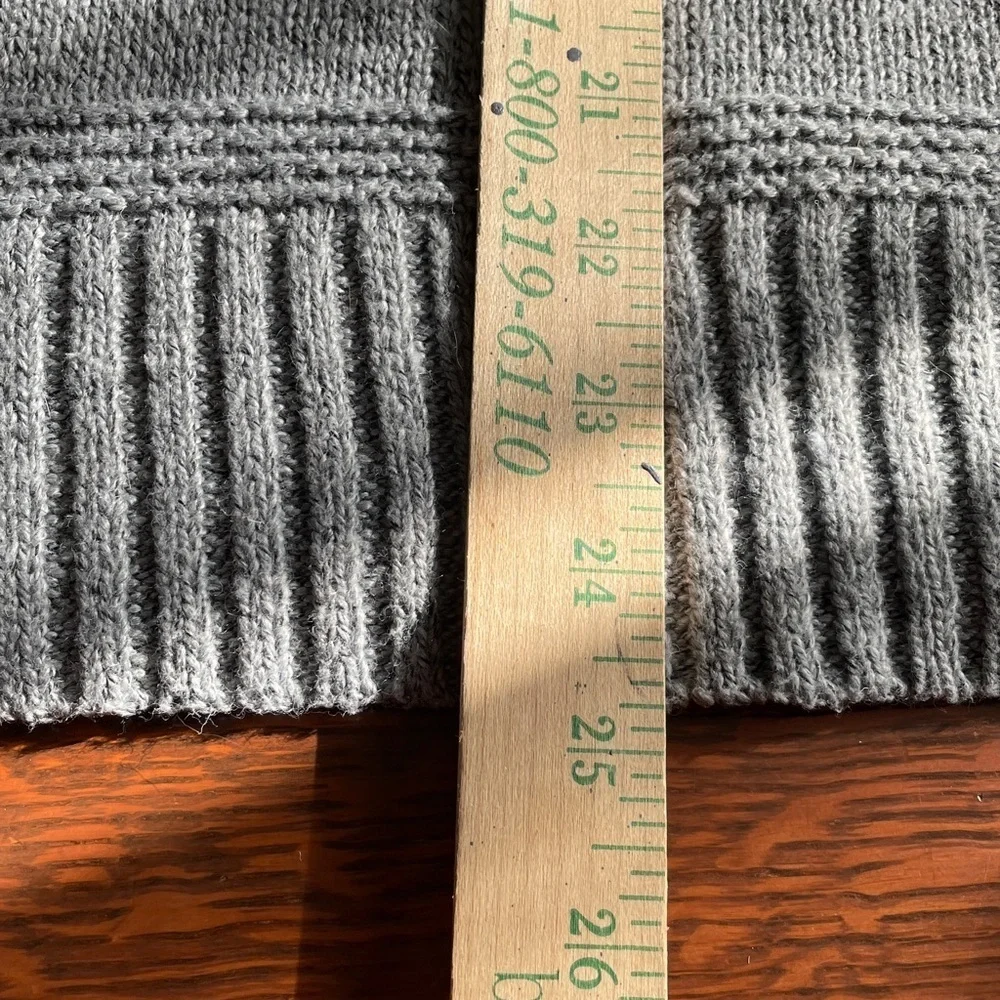 Winter Men's Chunky Vintage Grandpa Sweater Crew Neck with Elbow Patch